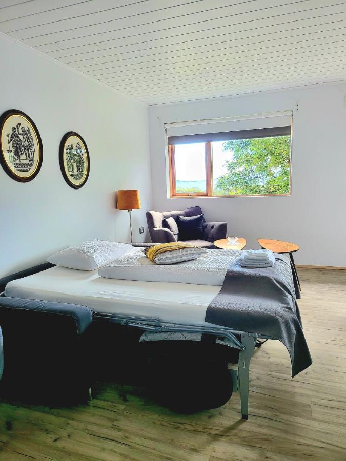 Hotel Flokalundur Brjanslaekur 외부 사진