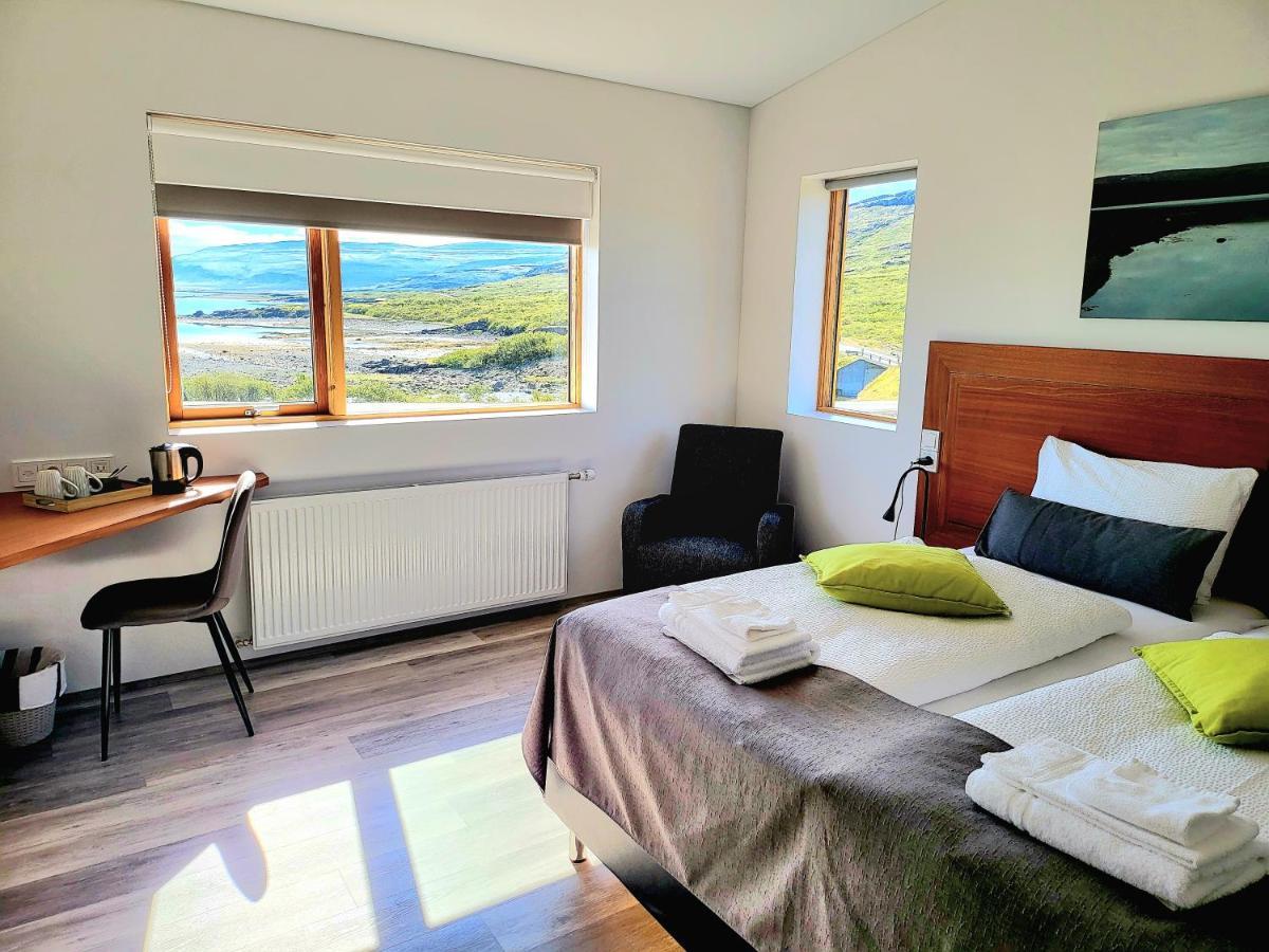 Hotel Flokalundur Brjanslaekur 외부 사진