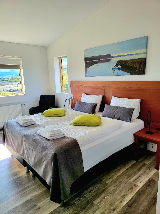 Hotel Flokalundur Brjanslaekur 외부 사진
