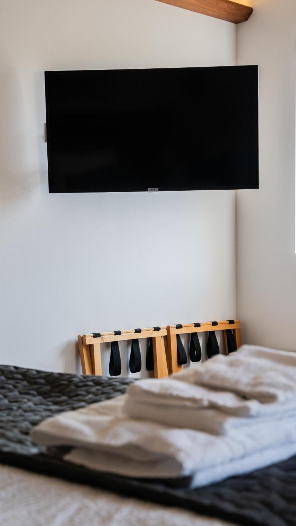 Hotel Flokalundur Brjanslaekur 외부 사진