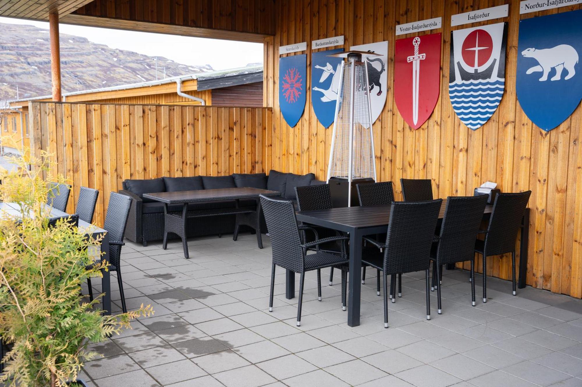 Hotel Flokalundur Brjanslaekur 외부 사진